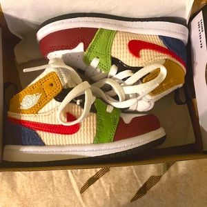 size 6 Jordan 1 Mid SE